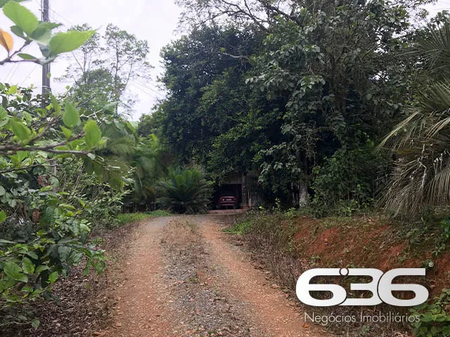VENDE-SE LOTE EM JOINVILLE: 1.878M² DE POTENCIAL N