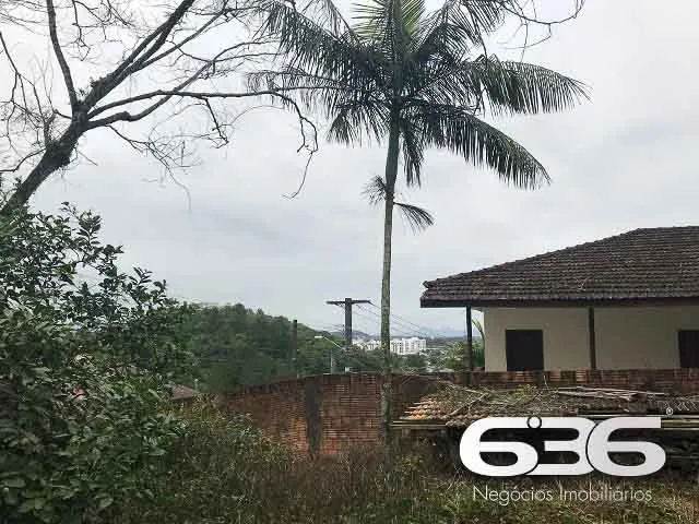 VENDE-SE LOTE EM JOINVILLE: 1.878M² DE POTENCIAL N