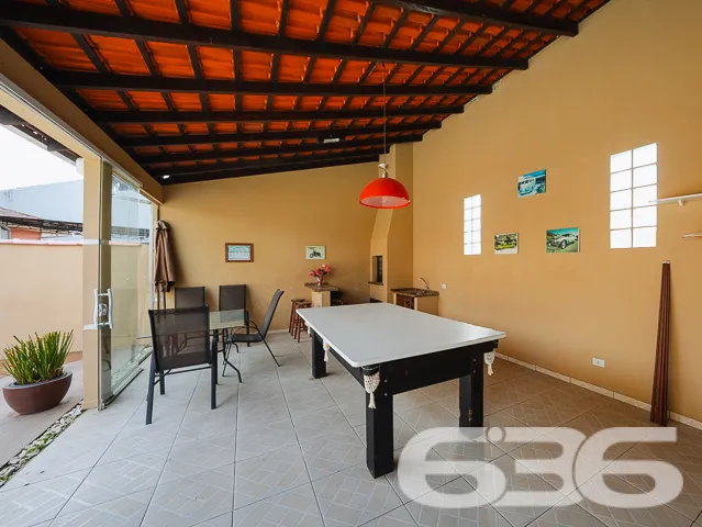 Descubra a casa dos seus sonhos em Joinville! Situ