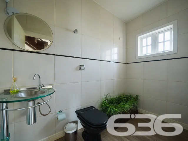 Descubra a casa dos seus sonhos em Joinville! Situ