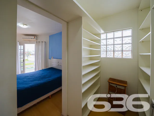 Descubra a casa dos seus sonhos em Joinville! Situ