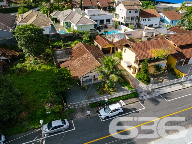 Descubra o encanto da vida em Joinville com esta r