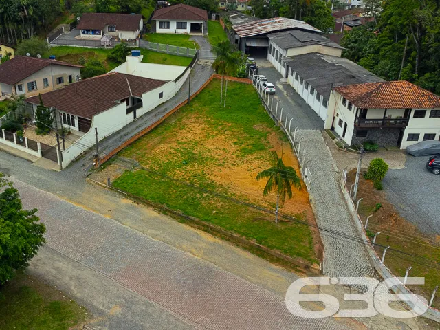 BELÍSSIMO TERRENO À VENDA NO BAIRRO SANTA CATARINA