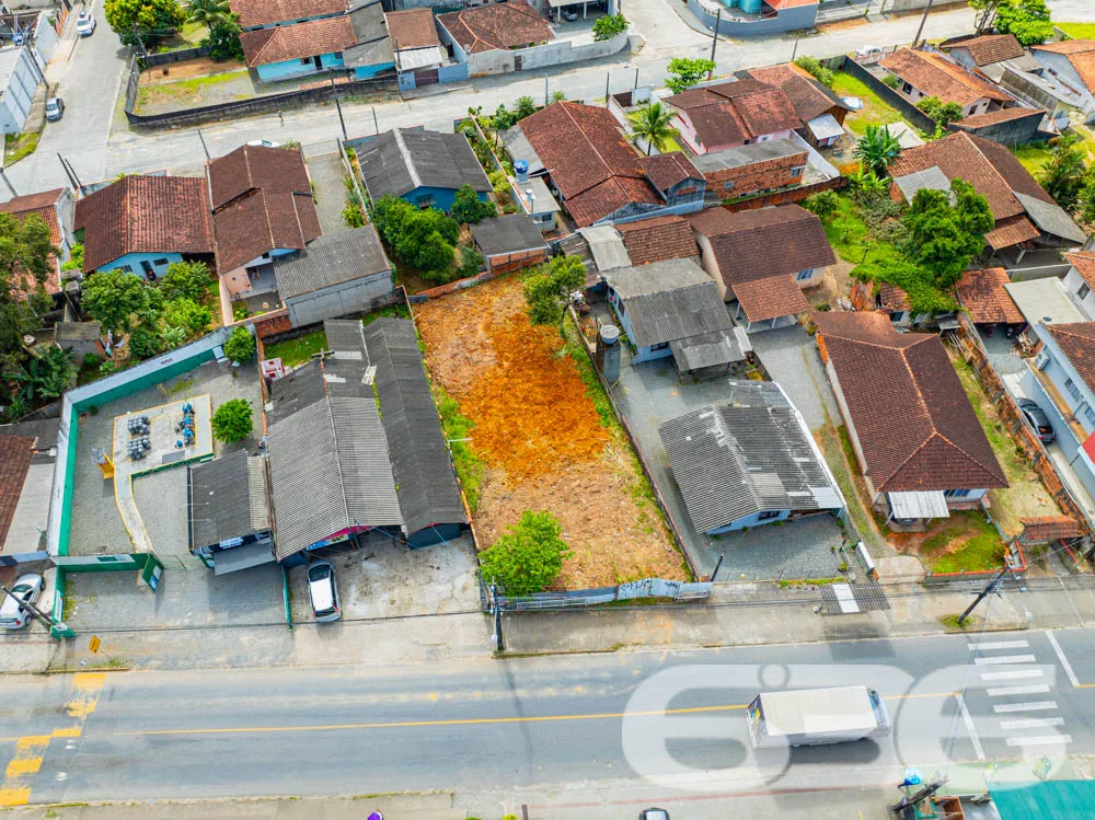 Terreno Exclusivo à Venda em Joinville - Oportunid