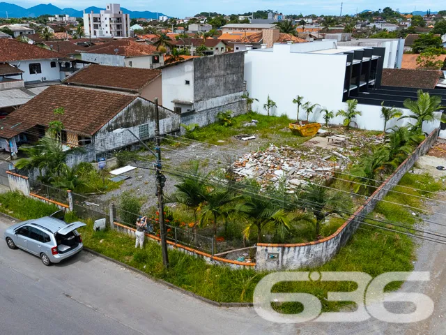 AMPLO TERRENO DE ESQUINA NO BAIRRO FÁTIMA - EXCELE