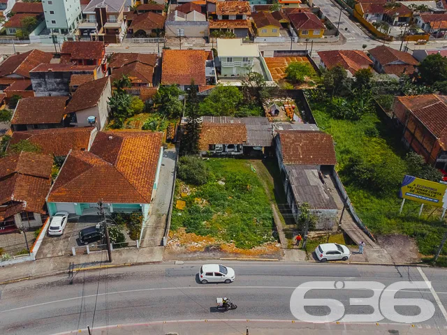 VENDE-SE TERRENO NO BAIRRO GUANABARA - ESTUDA PERM
