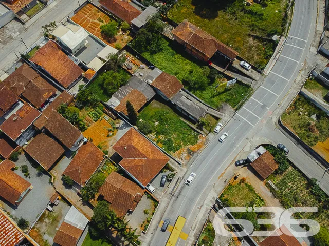 VENDE-SE TERRENO NO BAIRRO GUANABARA - ESTUDA PERM