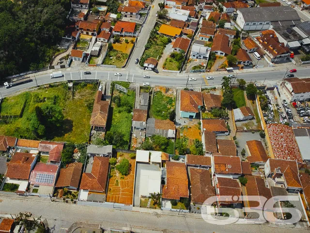 VENDE-SE TERRENO NO BAIRRO GUANABARA - ESTUDA PERM