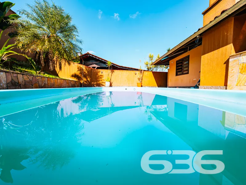 CASA GRANDE COM TERRENO 502m² COM 4 QUARTOS SENDO