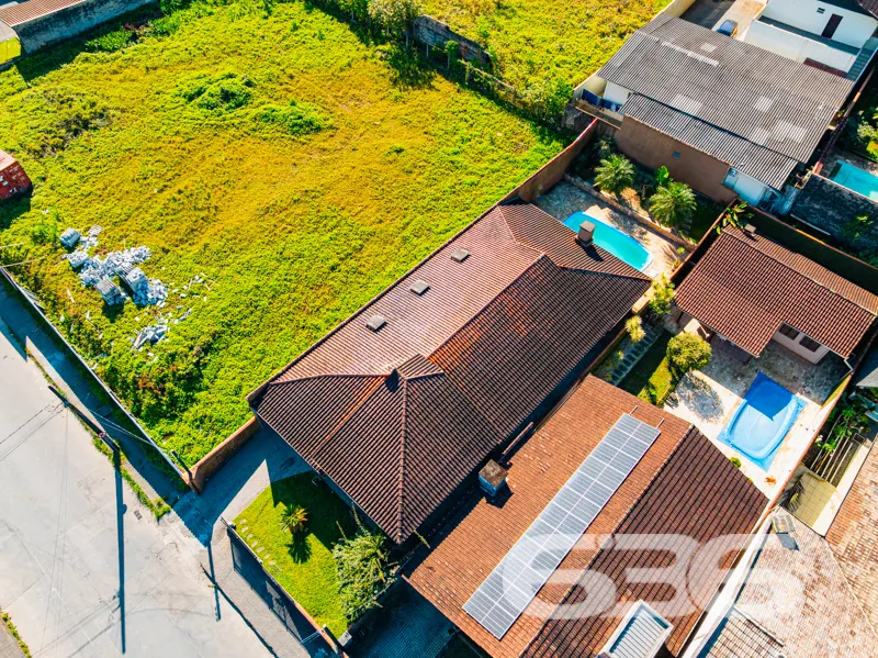 CASA GRANDE COM TERRENO 502m² COM 4 QUARTOS SENDO