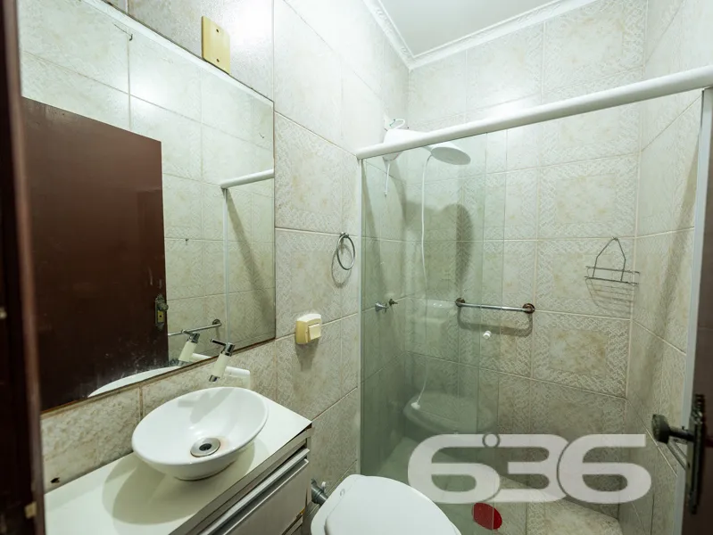 CASA GRANDE COM TERRENO 502m² COM 4 QUARTOS SENDO