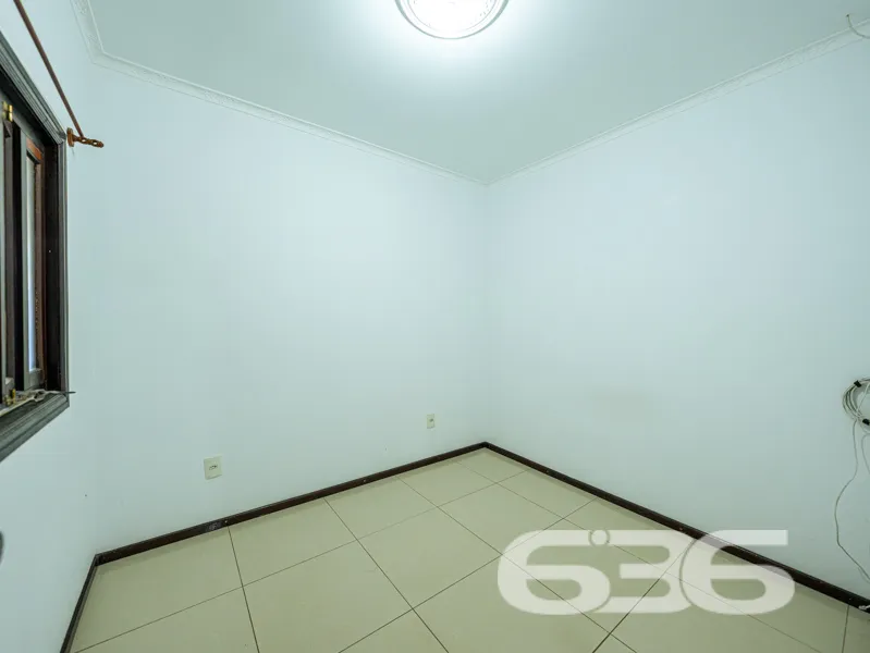 CASA GRANDE COM TERRENO 502m² COM 4 QUARTOS SENDO