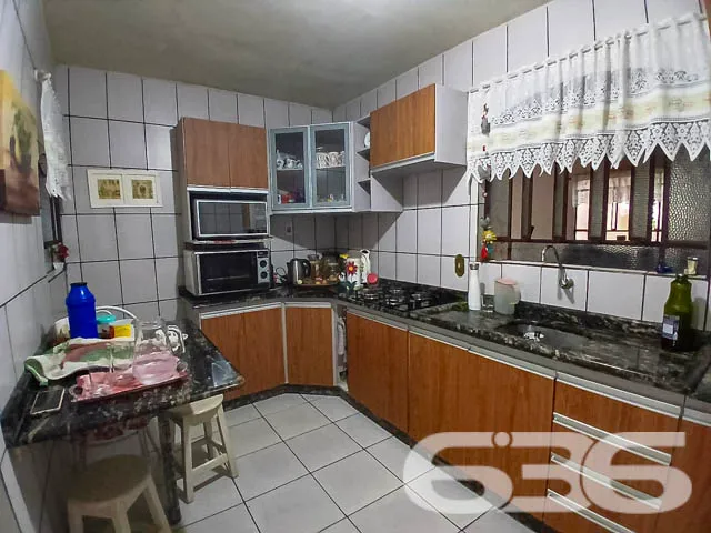 ResidĂȘncia TĂ©rrea Ă Venda no Bairro Guanabara, Joi