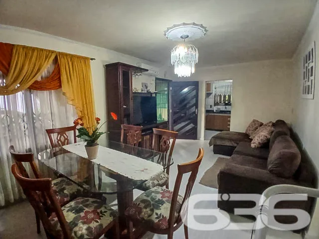 ResidĂȘncia TĂ©rrea Ă Venda no Bairro Guanabara, Joi