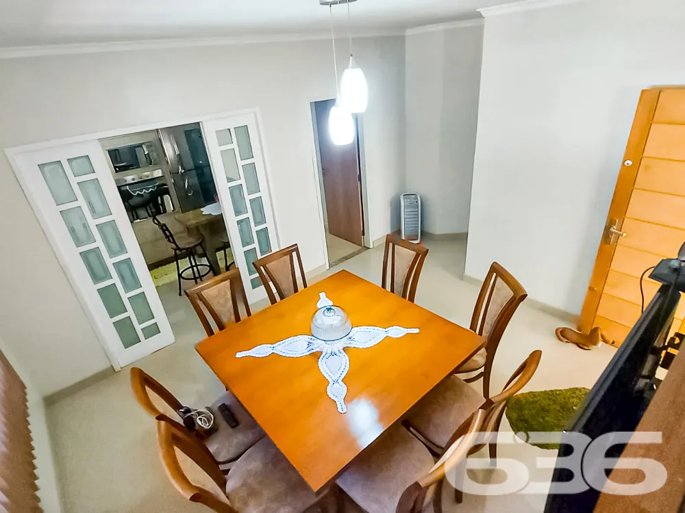 OPORTUNIDADE DE CASA COM AMPLO TERRENO PARA VOCÊ