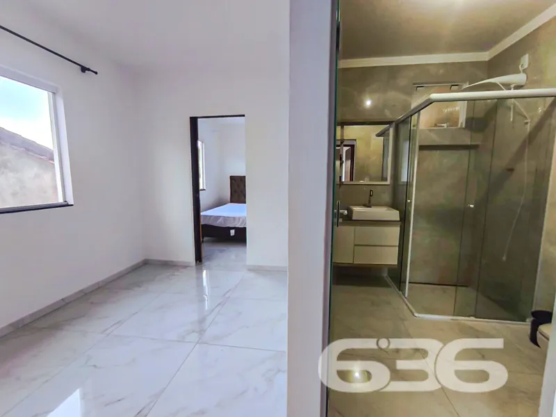Oportunidade no Iririú: Casa térrea em terreno amp