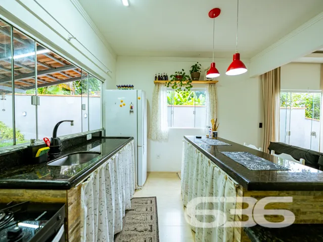 Sua nova casa no bairro Itaum, em Joinville, estĂĄ