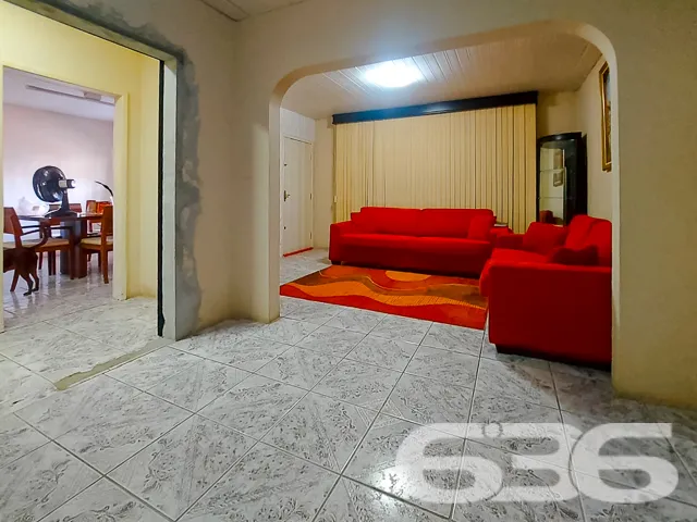 VENDE-SE RESIDĂNCIA COM SUĂTE + 5 DORMITĂRIOS NO B