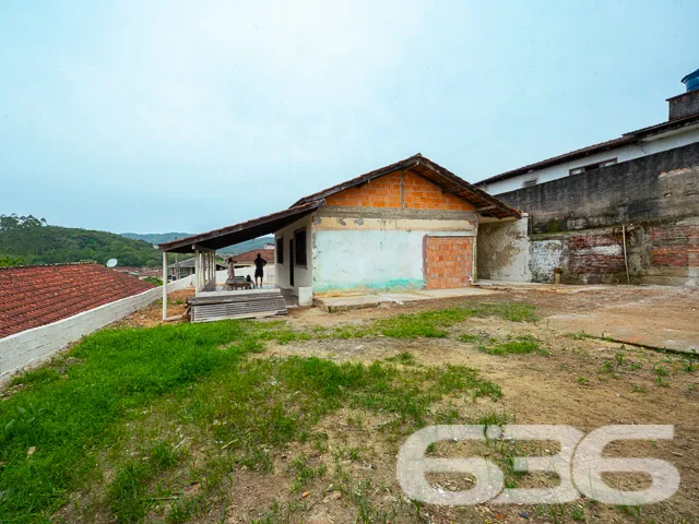 VENDE-SE IMĂVEL NO BAIRRO ITAUM
Apresentamos uma