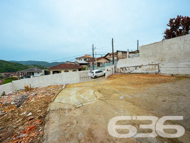 VENDE-SE IMĂVEL NO BAIRRO ITAUM
Apresentamos uma