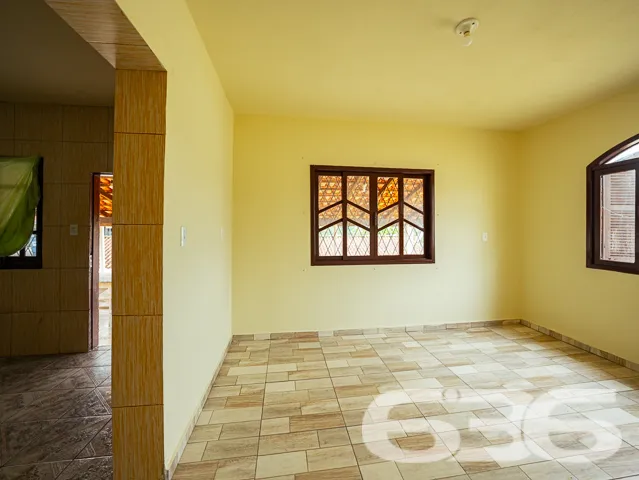 VENDE-SE IMĂVEL NO BAIRRO ITAUM
Apresentamos uma
