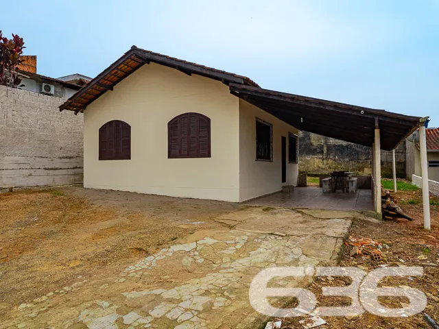 VENDE-SE IMĂVEL NO BAIRRO ITAUM
Apresentamos uma