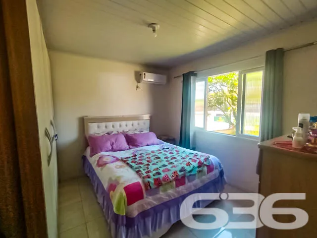 CASA COM 4 DORMITĂRIOS NO BAIRRO JARIVATUBA
Descu