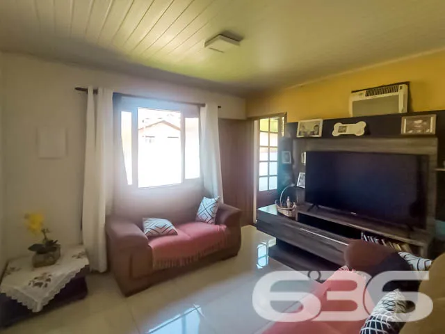 CASA COM 4 DORMITĂRIOS NO BAIRRO JARIVATUBA
Descu