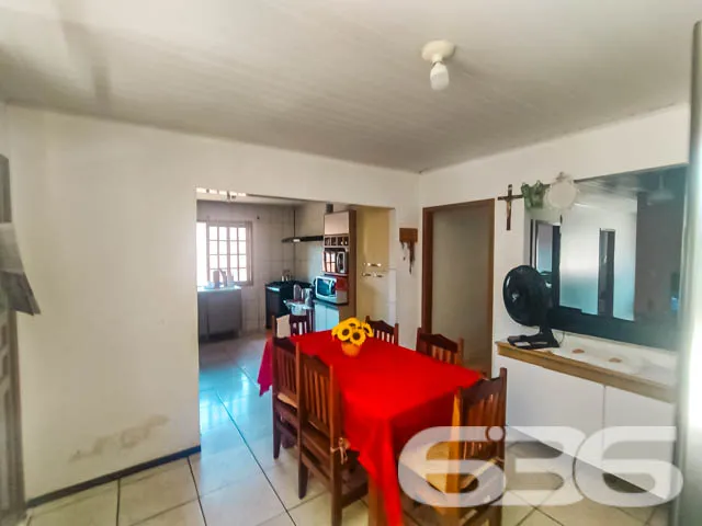 CASA COM 4 DORMITĂRIOS NO BAIRRO JARIVATUBA
Descu