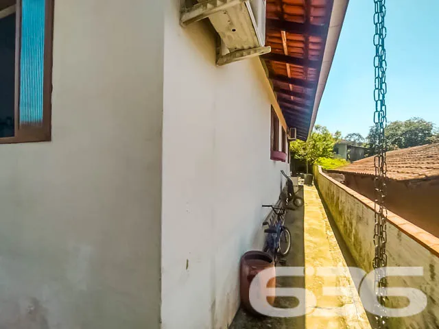 CASA COM 4 DORMITĂRIOS NO BAIRRO JARIVATUBA
Descu