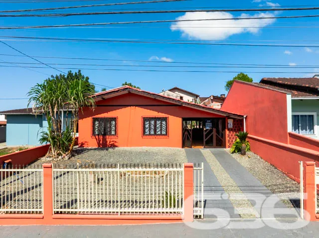 Oportunidade Imperdível em Joinville: Residência T