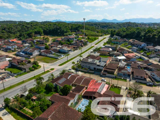 Oportunidade Imperdível em Joinville: Residência T
