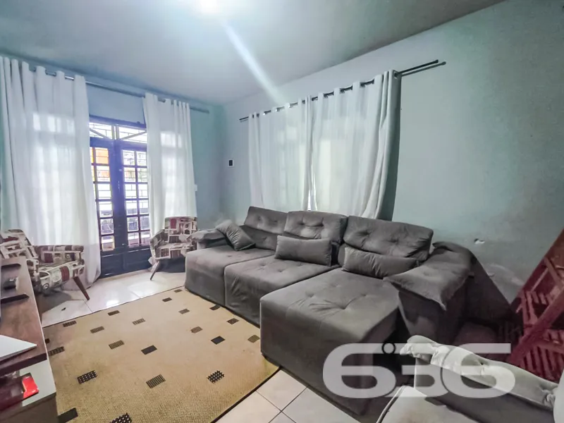 Residência térrea com terreno amplo à venda no Par