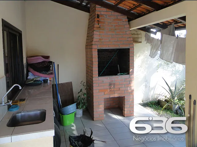 RESIDĂNCIA AMPLA COM SUĂTE + 3 DORMITĂRIOS NO BAIR