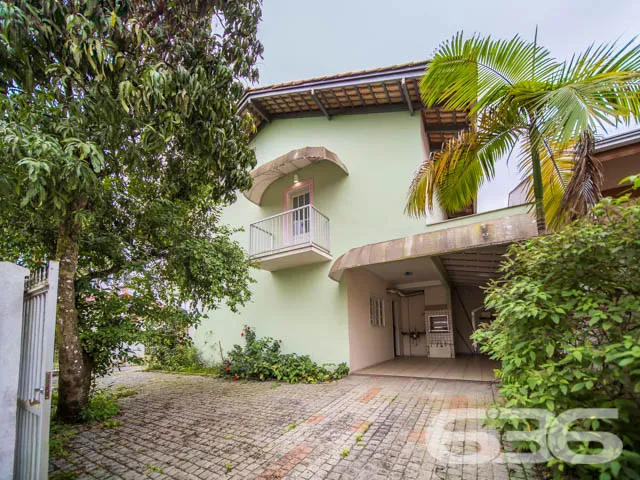 BELÍSSIMO SOBRADO COM 3 QUARTOS NO BAIRRO SANTO AN