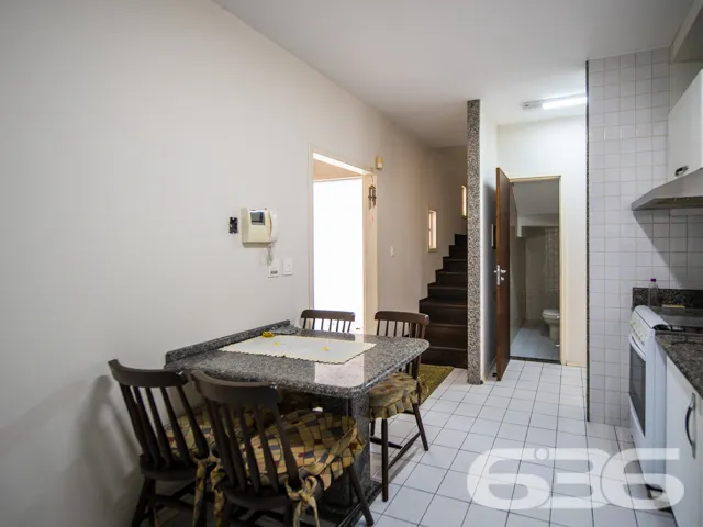 BELÍSSIMO SOBRADO COM 3 QUARTOS NO BAIRRO SANTO AN