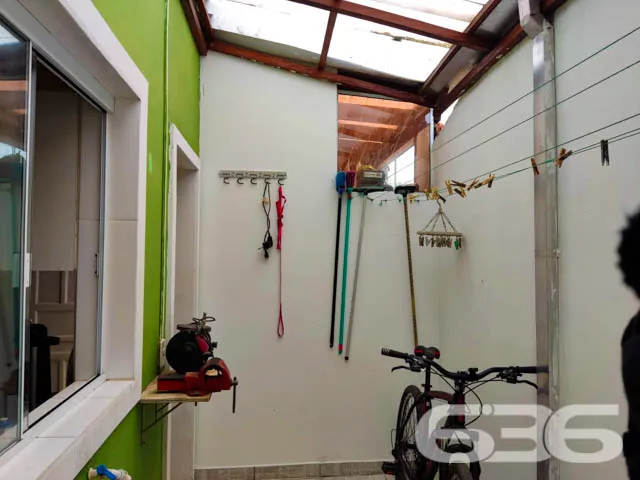 IMÓVEL COM 2 QUARTOS - ESTUDA PERMUTA POR CASA COM