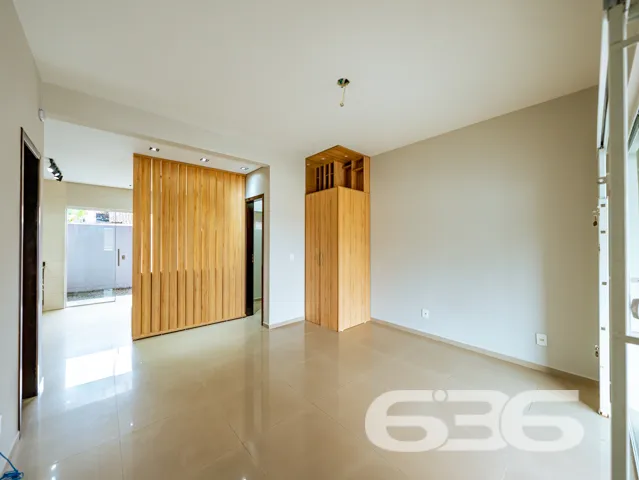 IncrĂvel Sobrado Geminado em Joinville - Bairro Bo