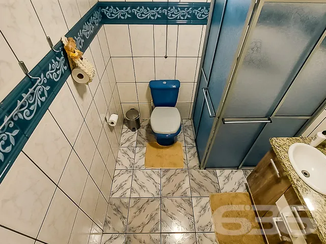 CASA Ă VENDA COM 2 QUARTOS MAIS BELO GALPĂO NOS FU