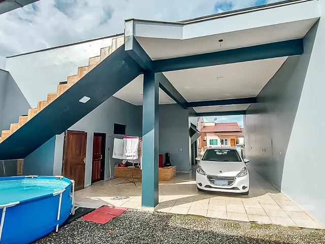 CASA Ă VENDA COM 2 QUARTOS MAIS BELO GALPĂO NOS FU