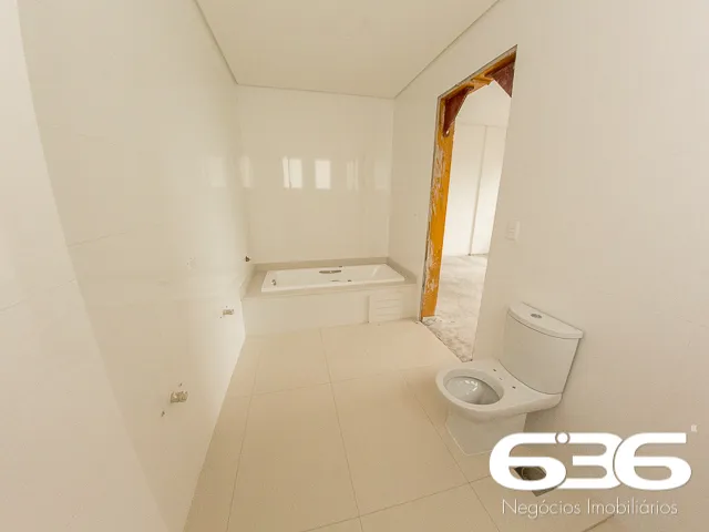 BELÍSSIMO APARTAMENTO DE ALTO PADRÃO NO CENTRO DE 