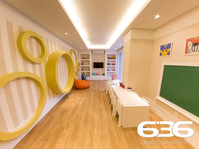 BELÍSSIMO APARTAMENTO DE ALTO PADRÃO NO CENTRO DE 