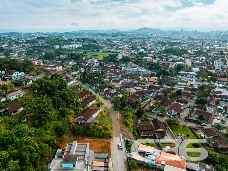 Descubra o potencial deste incrível terreno dispon