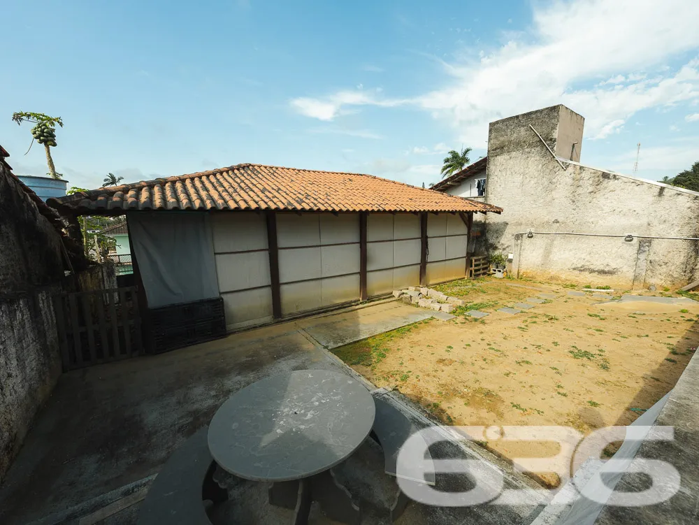 Essa residĂȘncia encantadora no bairro Santa Catari