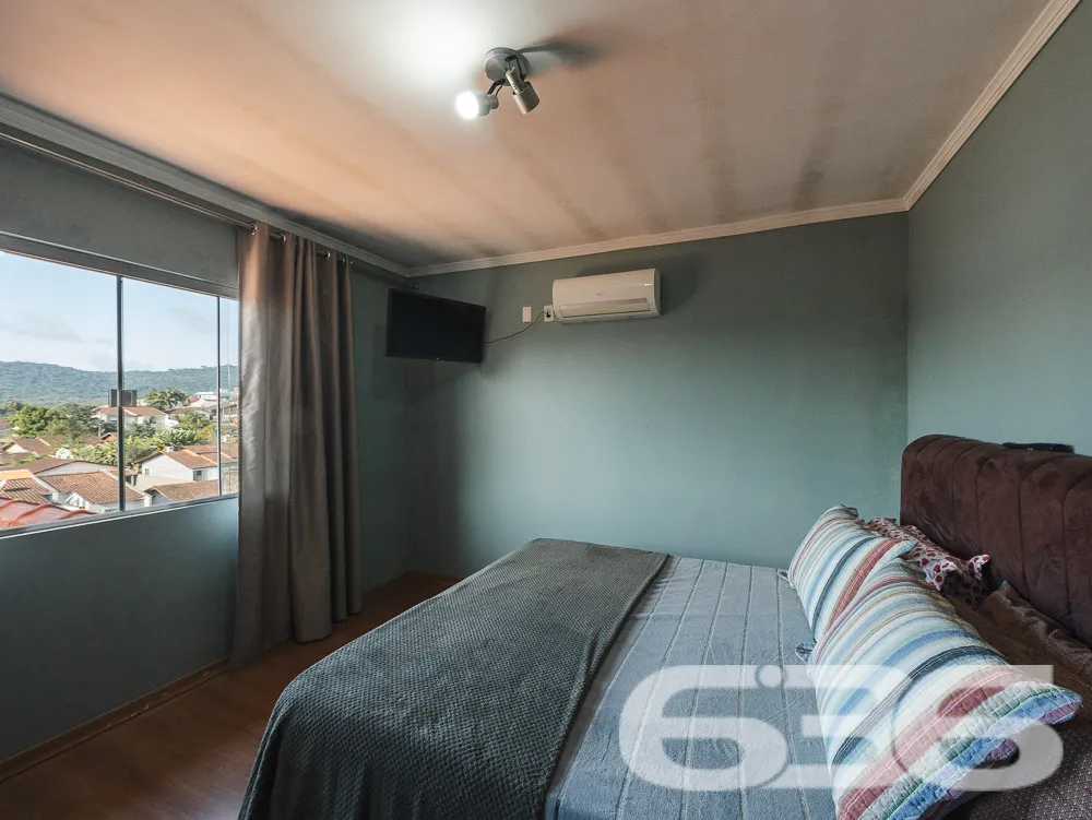Essa residĂȘncia encantadora no bairro Santa Catari
