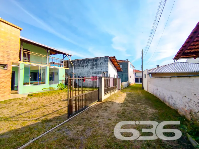 Descubra o Sobrado dos Seus Sonhos em Balneário Ba