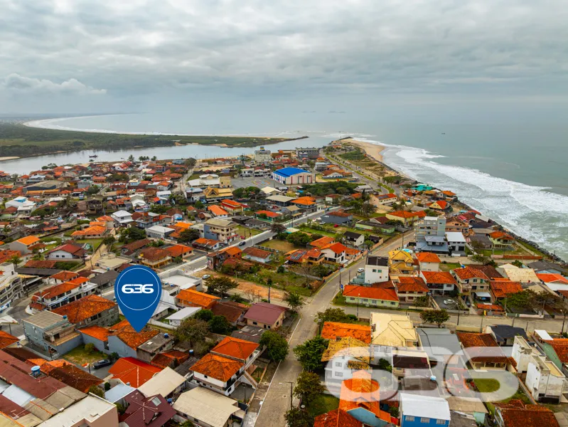 Descubra o Sobrado dos Seus Sonhos em Balneário Ba