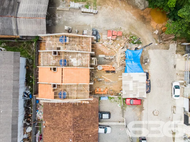 GEMINADO COM 2 QUARTO Ă VENDA, EM ARAQUARI, NA REG