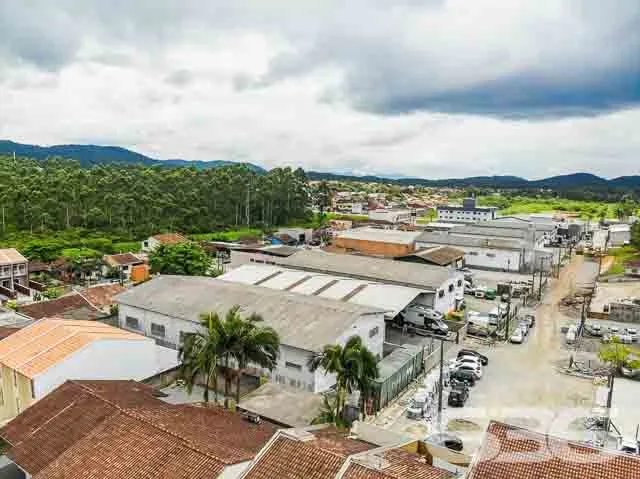 GEMINADO COM 2 QUARTO Ă VENDA, EM ARAQUARI, NA REG