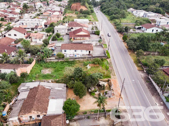 EXCELENTE TERRENO À VENDA NO BAIRRO BOEHMERWALD, E